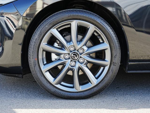 MAZDA3ファストバック 20S ツーリング 衝突被害軽減システム アダプティブクルーズコントロール 全周囲カメラ オートマチックハイビーム 革シート 電動シート シートヒーター バックカメラ オートライト LEDヘッドランプ Bluetooth(19枚目)