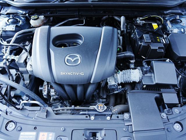 MAZDA3ファストバック 15Sツーリング 衝突被害軽減システム アダプティブクルーズコントロール 全周囲カメラ オートマチックハイビーム バックカメラ オートライト LEDヘッドランプ Bluetooth(20枚目)