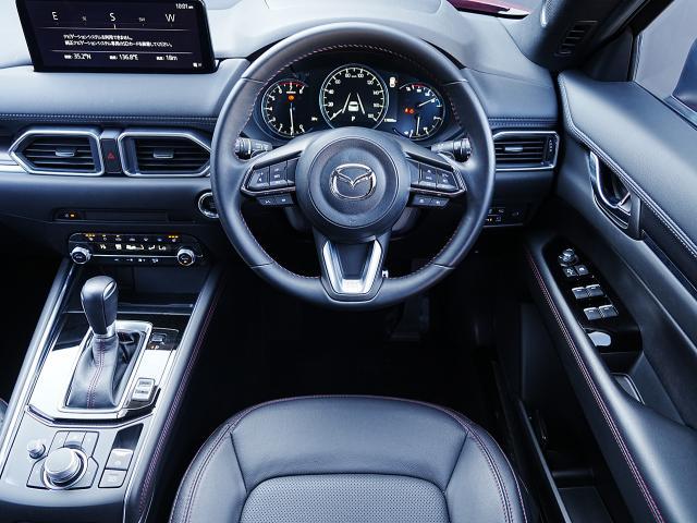 CX-5 25S スポーツアピアランス 衝突被害軽減システム アダプティブクルーズコントロール 全周囲カメラ オートマチックハイビーム 4WD 革シート 電動シート シートヒーター バックカメラ オートライト LEDヘッドランプ ETC(4枚目)