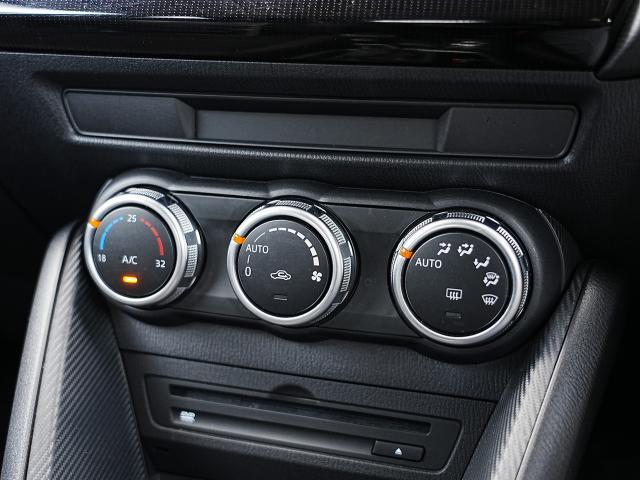 ＭＡＺＤＡ２ １５Ｓ　ブラックトーンエディション　衝突被害軽減システム　アダプティブクルーズコントロール　全周囲カメラ　オートマチックハイビーム　バックカメラ　オートライト　ＬＥＤヘッドランプ　ＥＴＣ　Ｂｌｕｅｔｏｏｔｈ（10枚目）