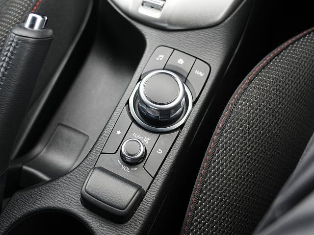 ＭＡＺＤＡ２ １５Ｓ　ブラックトーンエディション　衝突被害軽減システム　アダプティブクルーズコントロール　全周囲カメラ　オートマチックハイビーム　バックカメラ　オートライト　ＬＥＤヘッドランプ　ＥＴＣ　Ｂｌｕｅｔｏｏｔｈ（13枚目）