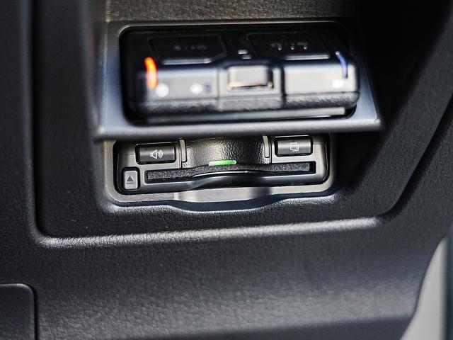 CX-30 XD 100周年特別記念車 衝突被害軽減システム アダプティブクルーズコントロール 全周囲カメラ オートマチックハイビーム 4WD 革シート 電動シート シートヒーター バックカメラ オートライト LEDヘッドランプ ディーゼル(14枚目)