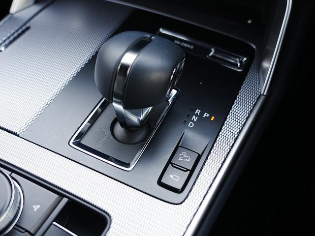 ＣＸ－６０ ２５Ｓ　エクスクルーシブモード　衝突被害軽減システム　アダプティブクルーズコントロール　全周囲カメラ　オートマチックハイビーム　サンルーフ　４ＷＤ　革シート　電動シート　シートヒーター　バックカメラ　オートライト　ＬＥＤヘッドランプ（11枚目）