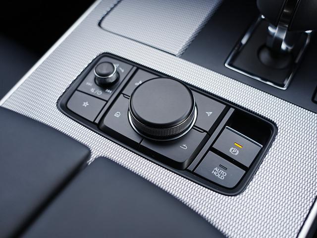 ＣＸ－６０ ２５Ｓ　エクスクルーシブモード　衝突被害軽減システム　アダプティブクルーズコントロール　全周囲カメラ　オートマチックハイビーム　サンルーフ　４ＷＤ　革シート　電動シート　シートヒーター　バックカメラ　オートライト　ＬＥＤヘッドランプ（12枚目）