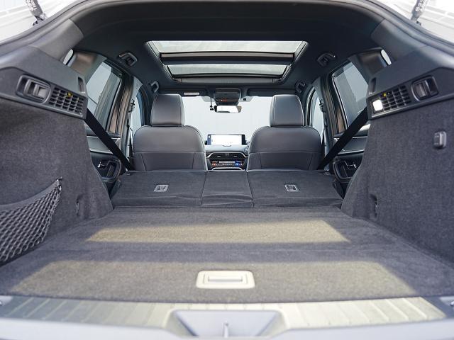 ＣＸ－６０ ２５Ｓ　エクスクルーシブモード　衝突被害軽減システム　アダプティブクルーズコントロール　全周囲カメラ　オートマチックハイビーム　サンルーフ　４ＷＤ　革シート　電動シート　シートヒーター　バックカメラ　オートライト　ＬＥＤヘッドランプ（17枚目）