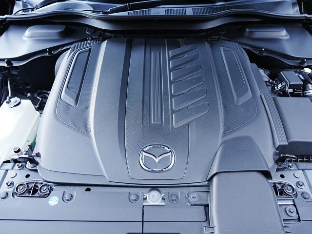 ＣＸ－６０ ＸＤ－ハイブリッド　プレミアムスポーツ　衝突被害軽減システム　アダプティブクルーズコントロール　全周囲カメラ　オートマチックハイビーム　サンルーフ　４ＷＤ　電動シート　シートヒーター　バックカメラ　オートライト　ＬＥＤヘッドランプ　ＥＴＣ（20枚目）