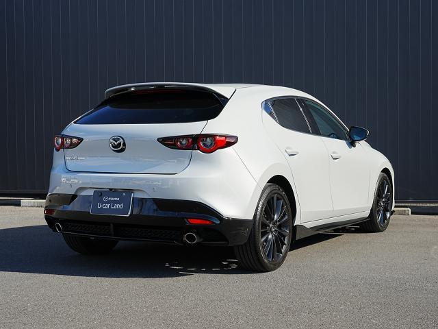 MAZDA3ファストバック 20Sプロアクティブ ツーリングセレクション 衝突被害軽減システム アダプティブクルーズコントロール 全周囲カメラ オートマチックハイビーム 革シート 電動シート シートヒーター バックカメラ オートライト LEDヘッドランプ ETC(2枚目)