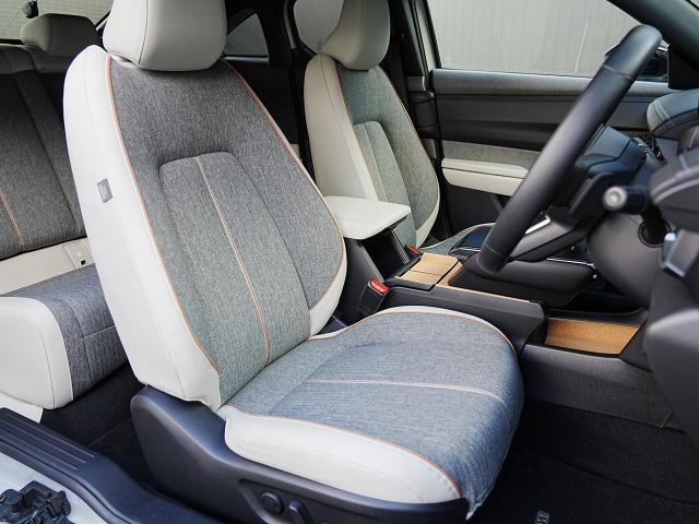 ＭＸ－３０ ベースグレード　衝突被害軽減システム　アダプティブクルーズコントロール　全周囲カメラ　オートマチックハイビーム　４ＷＤ　電動シート　シートヒーター　バックカメラ　オートライト　ＬＥＤヘッドランプ　ＥＴＣ（15枚目）