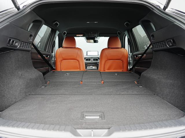 ＣＸ－５ ＸＤ　レトロスポーツエディション　衝突被害軽減システム　アダプティブクルーズコントロール　全周囲カメラ　オートマチックハイビーム　４ＷＤ　電動シート　シートヒーター　バックカメラ　オートライト　ＬＥＤヘッドランプ　ＥＴＣ　展示・試乗車（17枚目）