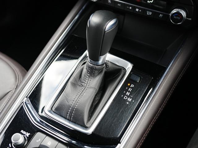 ＣＸ－５ ＸＤ　エクスクルーシブモード　衝突被害軽減システム　アダプティブクルーズコントロール　全周囲カメラ　オートマチックハイビーム　４ＷＤ　革シート　電動シート　シートヒーター　バックカメラ　オートライト　ＬＥＤヘッドランプ　ＥＴＣ（11枚目）