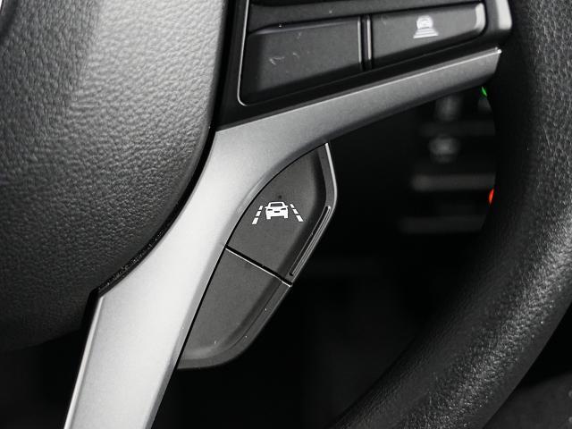 フレアクロスオーバー ハイブリッドＸＧ　衝突被害軽減システム　アダプティブクルーズコントロール　オートマチックハイビーム　シートヒーター　オートライト　ＬＥＤヘッドランプ　ＥＴＣ　Ｂｌｕｅｔｏｏｔｈ（14枚目）