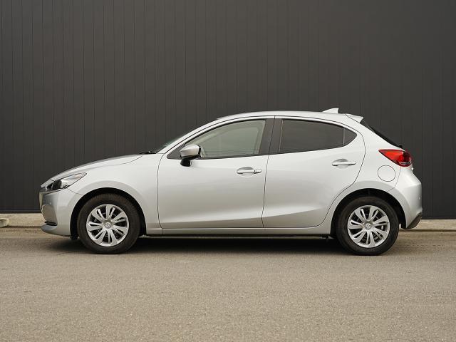 MAZDA2 15S スマートエディション 衝突被害軽減システム 全周囲カメラ オートマチックハイビーム ナビ バックカメラ オートライト LEDヘッドランプ ETC Bluetooth(3枚目)