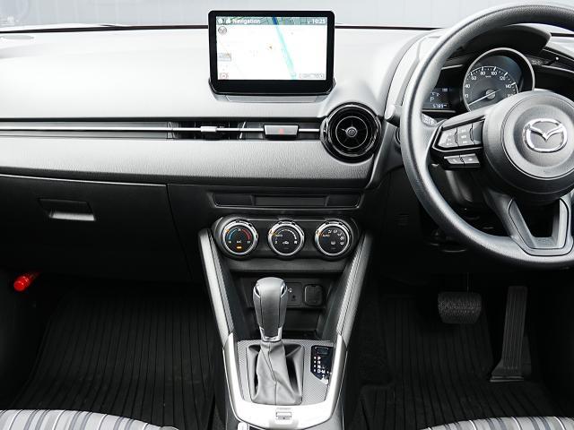 MAZDA2 15S スマートエディション 衝突被害軽減システム 全周囲カメラ オートマチックハイビーム ナビ バックカメラ オートライト LEDヘッドランプ ETC Bluetooth(6枚目)