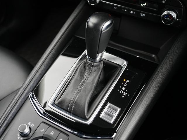 ＣＸ－５ ＸＤ　フィールドジャーニー　衝突被害軽減システム　アダプティブクルーズコントロール　全周囲カメラ　オートマチックハイビーム　４ＷＤ　革シート　電動シート　シートヒーター　バックカメラ　オートライト　ＬＥＤヘッドランプ　ＥＴＣ（11枚目）