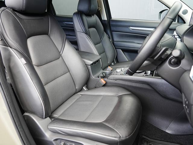 ＣＸ－５ ＸＤ　フィールドジャーニー　衝突被害軽減システム　アダプティブクルーズコントロール　全周囲カメラ　オートマチックハイビーム　４ＷＤ　革シート　電動シート　シートヒーター　バックカメラ　オートライト　ＬＥＤヘッドランプ　ＥＴＣ（15枚目）