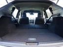 広々ラゲッジスペースはレジャーやアウトドアにピッタリです。リアシートは4:2:4の3分割で倒すことができます。後部座席を倒せばたくさんの荷物を積めるフラットなラゲッジスペースになります。