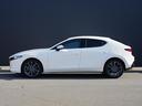 MAZDA3ファストバック XD ツーリング 衝突被害軽減システム アダプティブクルーズコントロール 全周囲カメラ オートマチックハイビーム 電動シート シートヒーター バックカメラ オートライト LEDヘッドランプ ETC Bluetooth 中古車画像_3
