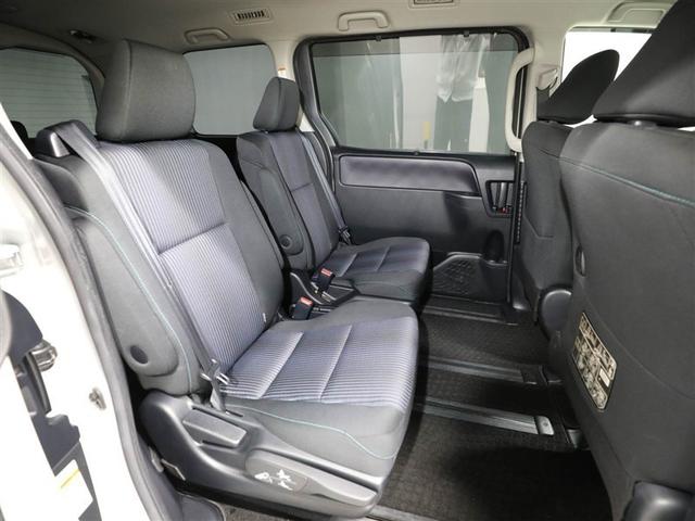 ヴォクシー ZS 煌 地上デジタル 両側パワードア アイドリングストップ車 パワーウィンド 横滑防止 1オーナ DVD可 盗難防止装置 スマートエントリー Bカメラ AUX LEDヘッドライト メモリーナビ 3列シート(20枚目)