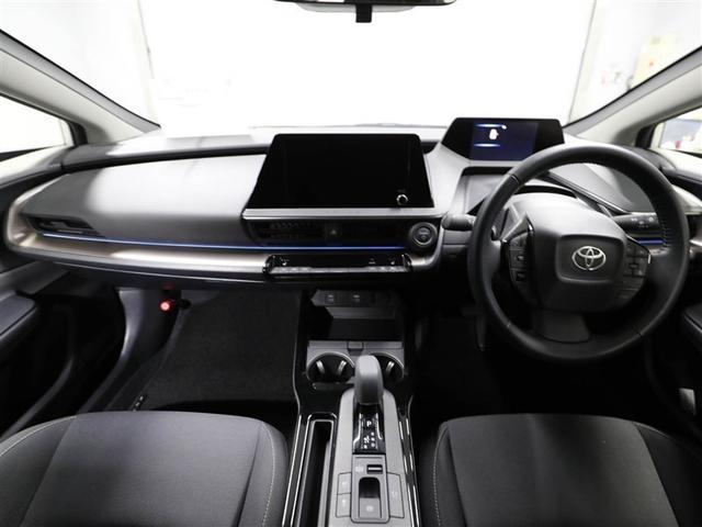 静粛性に優れた快適空間と静かな走りを実現。さらにＥＶモードではモーターのみでの走行でエンジン音や振動を感じさせない走りが楽しめます。