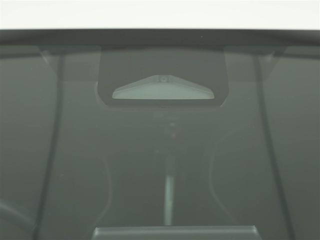 進化を続けるトヨタの先進の予防安全パッケージ「トヨタセーフティセンス」を装備しています。安全機能の詳細は販売店スタッフまでおたずねください。機能を過信せず、ご自身で安全運転を行ってください。