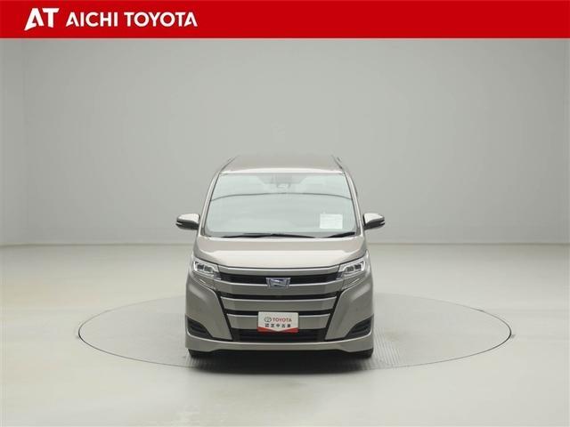 ノア ハイブリッドＸ　片側パワスラ　ＴＳＳ　Ｂカメラ　横滑り防止　エアバック　オートエアコン　リアクーラー　パワーウィンドウ　メモリ－ナビ　ＡＷ　ＬＥＤヘッド　クルコン　キーフリー　ＡＵＸ　ＥＴＣ車載器　盗難防止システム（9枚目）