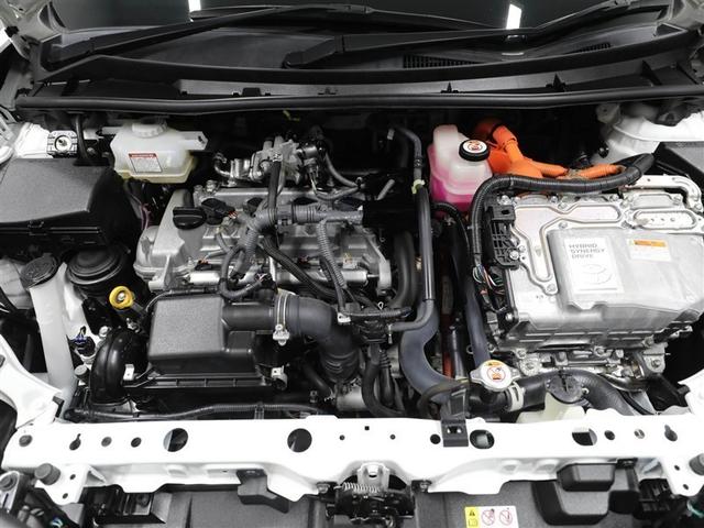 カローラフィールダー ハイブリッド　ＥＸ　衝突軽減　１オーナー　スマートキー＆プッシュスタート　サイドエアバック　Ｂモニター　ドラレコ　ワンセグ　オートエアコン　横滑り防止装置　ナビＴＶ　ＥＴＣ　キーレス　メモリーナビ　ＡＢＳ　パワステ（25枚目）