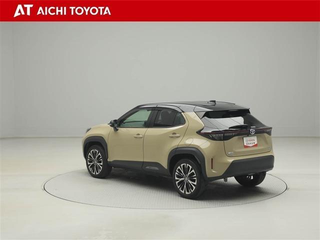 ヤリスクロス ハイブリッドZ ドライブレコーダ インテリジェントキー アルミホイル LEDライト 1オ-ナ- リアカメラ クルーズコントロール 横滑り防止システム ナビTV メモリーナビゲーション 電動シ-ト パワステ キーフリー(4枚目)