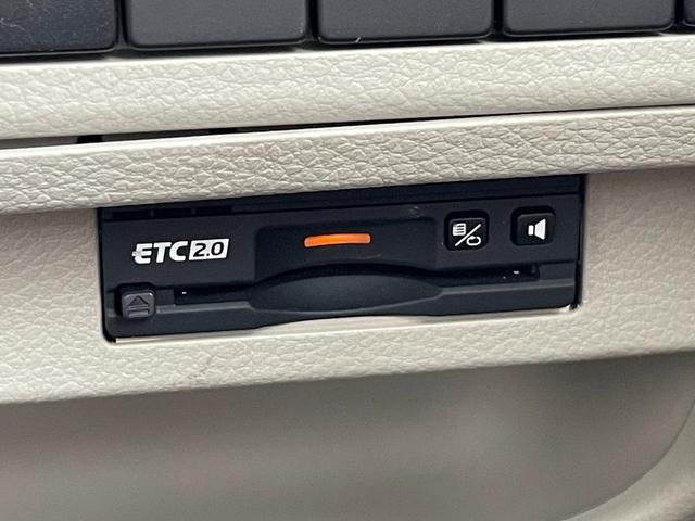 お支払いは現金、振込、オートローン各種受け付けております。ローン会社の取り扱いも複数ございます。最近はお客様の支払い方法も多様になってきていますので、遠慮なく店舗スタッフまでご相談ください。