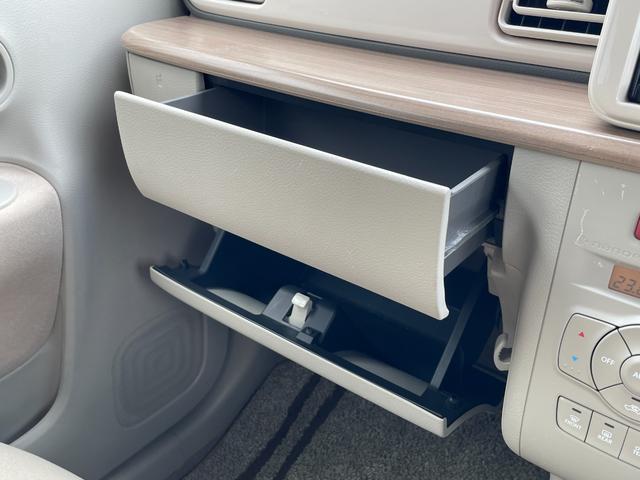 お支払いは現金、振込、オートローン各種受け付けております。ローン会社の取り扱いも複数ございます。最近はお客様の支払い方法も多様になってきていますので、遠慮なく店舗スタッフまでご相談ください。