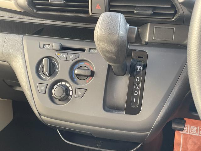 お支払いは現金、振込、オートローン各種受け付けております。ローン会社の取り扱いも複数ございます。最近はお客様の支払い方法も多様になってきていますので、遠慮なく店舗スタッフまでご相談ください。