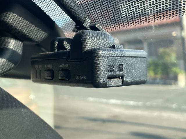 最近はローンでご購入するお客様も増えてきました。ローンご希望のお客様にはグーネットの「ローン仮審査ボタン」がおススメです。来店前に事前に審査することが可能です。グーネット車両画面右側のボタンよりどうぞ