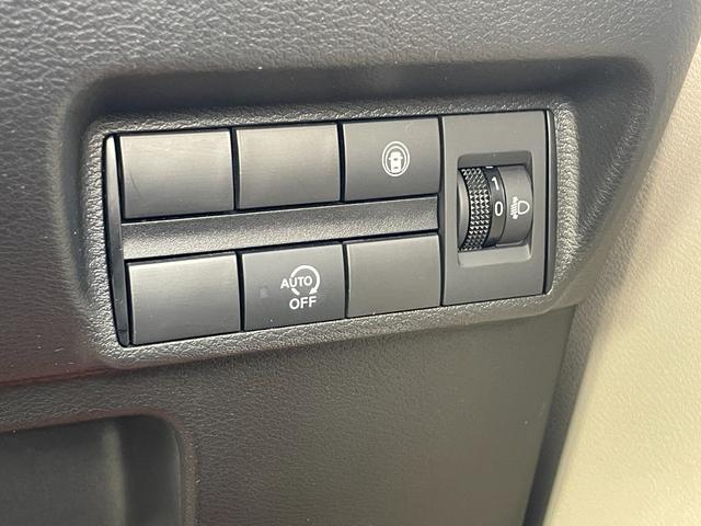 もちろん自動車保険も当店にお任せください。お客様に合った最適なプランを、当店のカーライフアドバイザーが分かりやすくご説明いたします。ご納得の上でお客様ご自身でご判断ください。