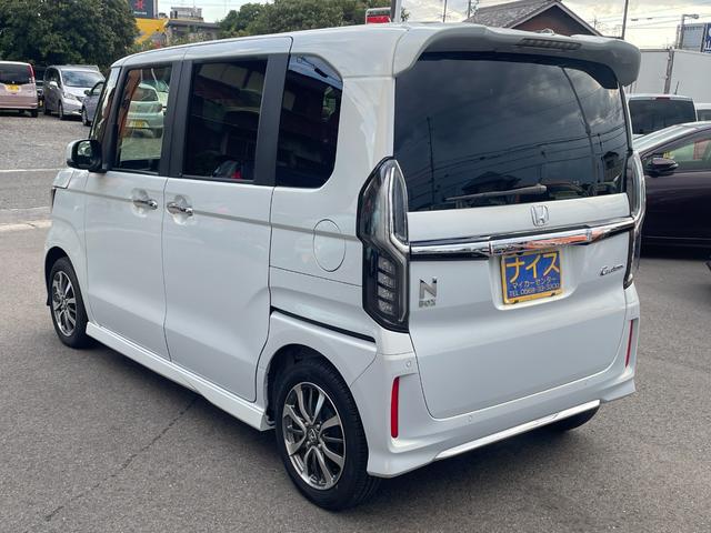 Ｎ－ＢＯＸカスタム Ｌ　ホンダセンシング　両側パワースライドドア　ＳＤナビ　フルセグＴＶ　バックカメラ　ＥＴＣ　クルーズコントロール　シートヒーター　ＬＥＤヘッドライト　電動パーキング　スマートキー　プッシュスタート（6枚目）