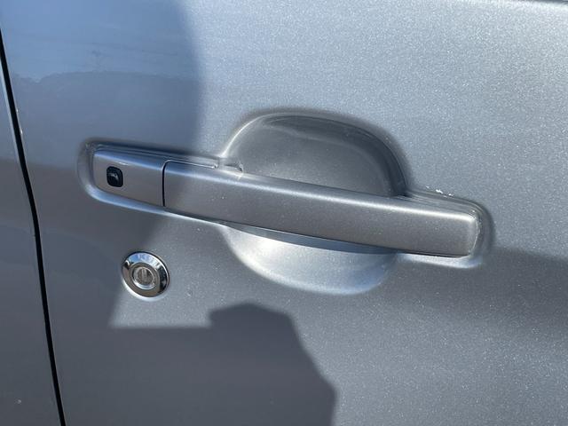 デイズルークス Ｘ　エマージェンシーブレーキ　左側パワースライドドア　ＳＤナビ　フルセグＴＶ　アラウンドビューモニター　Ｂｌｕｅｔｏｏｔｈ接続　スマートキー　プッシュスタート　アイドリングストップ（34枚目）