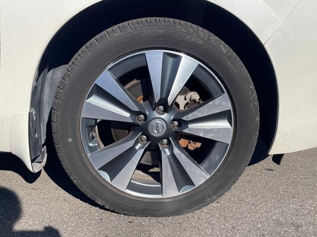 リーフ Ｘ　サンクスエディション（３０ｋｗｈ）　１０セグメント　衝突被害軽減ブレーキ　ＳＤナビ　フルセグＴＶ　アラウンドビューモニター　ＥＴＣ　ドライブレコーダー　Ｂｌｕｅｔｏｏｔｈ接続　クルーズコントロール　シートヒーター（44枚目）