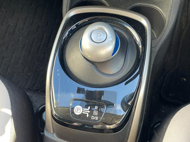 ノート ｅ－パワー　Ｘ　エマージェンシーブレーキ　ＳＤナビ　フルセグＴＶ　アラウンドビューモニター　ＥＴＣ　ドライブレコーダー　ＬＥＤヘッドライト　スマートキー　プッシュスタート（23枚目）