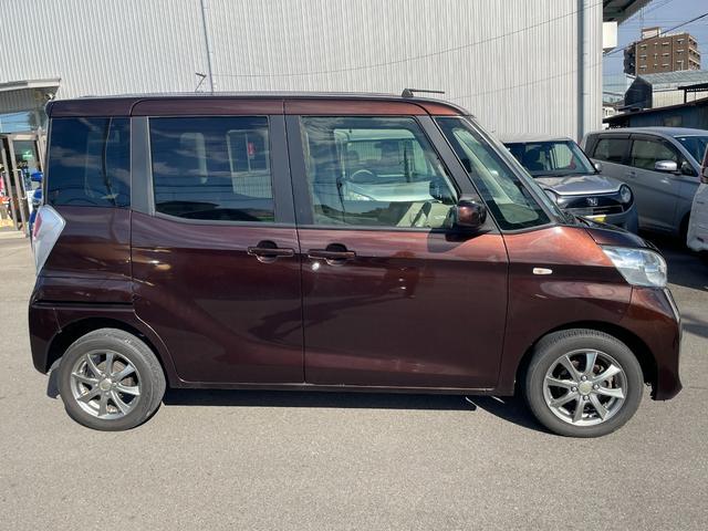 デイズルークス Ｓ　４ＷＤ　メモリーナビ　ワンセグＴＶ　運転席ヒーター　キーレスキー　アイドリングストップ　電動格納ドアミラー（9枚目）