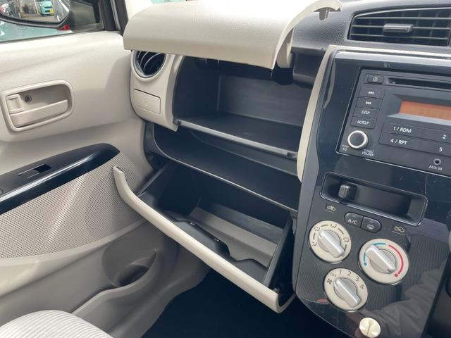 デイズ Ｊ　オーディオ　ＣＤ再生　ＡＵＸ接続　ＦＭ／ＡＭラジオ　ＥＴＣ　電動格納ドアミラー　ドアバイザー　純正フフロアマット（27枚目）