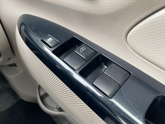 デイズ Ｊ　オーディオ　ＣＤ再生　ＡＵＸ接続　ＦＭ／ＡＭラジオ　ＥＴＣ　電動格納ドアミラー　ドアバイザー　純正フフロアマット（28枚目）