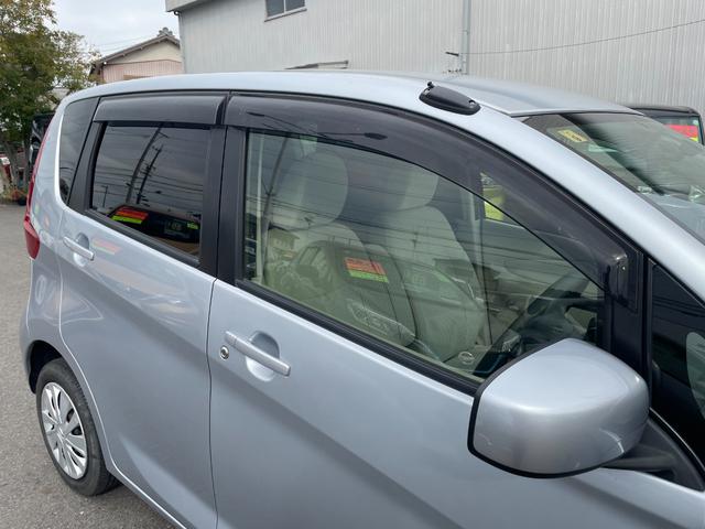 デイズ Ｊ　オーディオ　ＣＤ再生　ＡＵＸ接続　ＦＭ／ＡＭラジオ　ＥＴＣ　電動格納ドアミラー　ドアバイザー　純正フフロアマット（30枚目）