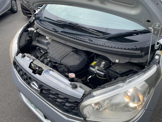 デイズ Ｊ　オーディオ　ＣＤ再生　ＡＵＸ接続　ＦＭ／ＡＭラジオ　ＥＴＣ　電動格納ドアミラー　ドアバイザー　純正フフロアマット（32枚目）