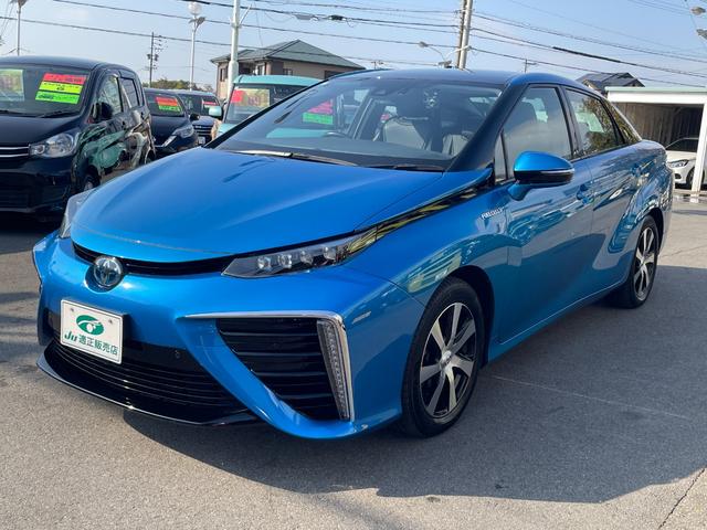 ＭＩＲＡＩ ベースグレード　トヨタセーフティセンス　純正９インチＳＤナビ　フルセグＴＶ　バックカメラ　ＥＴＣ２．０　ドライブレコーダー　Ｂｌｕｅｔｏｏｔｈ接続　レザシート　シートヒーター　クルーズコントロール　ＬＥＤヘッドライト（4枚目）