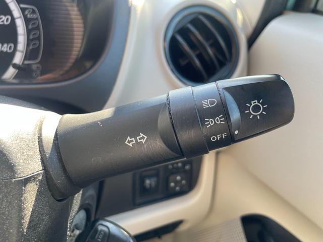 デイズ J SDナビ ワンセグTV AUX接続 キーレスキー 純正フロアマット ドアバイザー(26枚目)