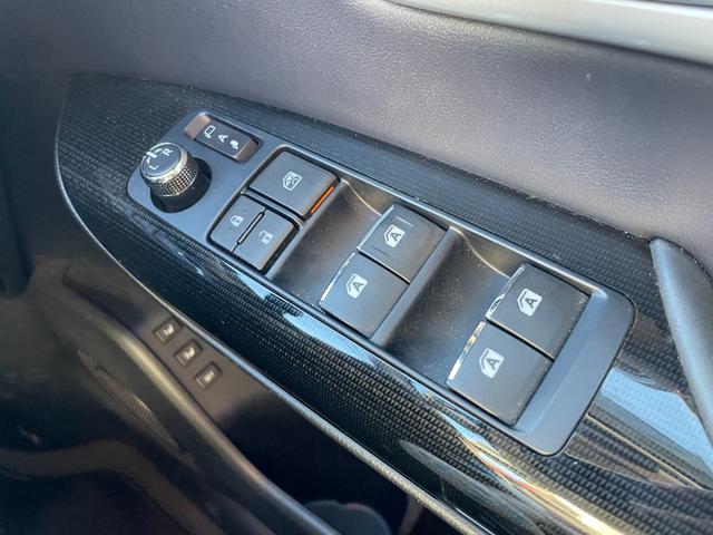 ＭＩＲＡＩ ベースグレード　トヨタセーフティセンス　純正９インチＳＤナビ　フルセグＴＶ　バックカメラ　ＥＴＣ　Ｂｌｕｅｔｏｏｔｈ接続　クルーズコントロール　シートヒーター　ステアリングヒーター　パワーシート　ＬＥＤヘッドライト（33枚目）