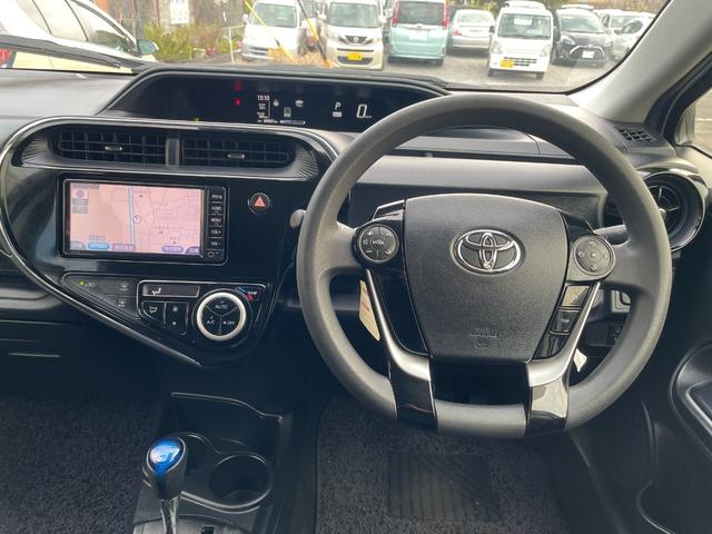 アクア S 衝突被害軽減ブレーキ SDナビ フルセグTV ETC Bluetooth接続 ドライブレコーダー キーレスキー(17枚目)