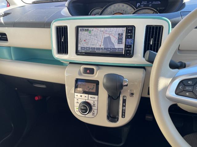 ムーヴキャンバス ＧメイクアップＶＳ　ＳＡＩＩＩ　スマートアシスト　両側パワースライドドア　ＳＤナビ　フルセグＴＶ　パノラマビューモニター　ＥＴＣ　ドライブレコーダー　Ｂｌｕｅｔｏｏｔｈ接続　ＬＥＤヘッドライト　スマートキー　プッシュスタート（19枚目）