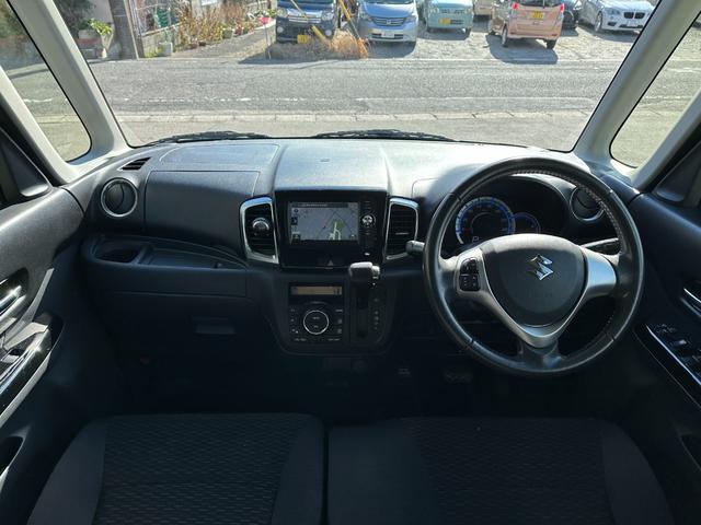 スペーシアカスタム ＸＳ　左側パワースライドドア　メモリーナビ　ワンセグＴＶ　バックカメラ　ドライブレコーダー　Ｂｌｕｅｔｏｏｔｈ接続　ＨＩＤヘッドライト　スマートキー　プッシュスタート　アイドリングストップ（17枚目）