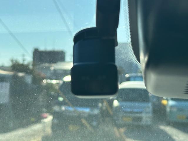 ノート Ｓ　エマージェンシーブレーキ　ＳＤナビ　フルセグＴＶ　バックカメラ　ＥＴＣ　ドライブレコーダー　Ｂｌｕｅｔｏｏｔｈ接続　クリアランスソナー　電動パーキング　スマートキー　プッシュスタート（34枚目）