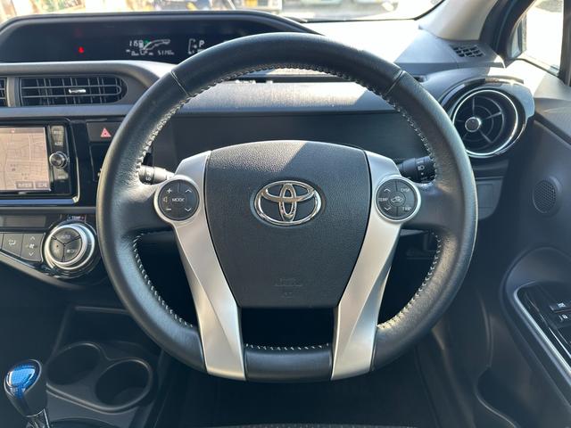 アクア Ｘ－アーバン　トヨタセーフティセンス　ＳＤナビ　フルセグＴＶ　バックカメラ　Ｂｌｕｅｔｏｏｔｈ接続　シートヒーター　スマートキー　プッシュスタート　ＬＥＤヘッドライト　スマートキー　プッシュスタート（18枚目）