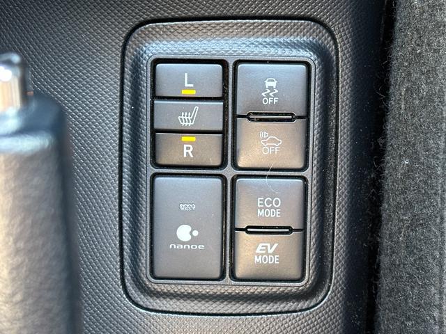 アクア Ｘ－アーバン　トヨタセーフティセンス　ＳＤナビ　フルセグＴＶ　バックカメラ　Ｂｌｕｅｔｏｏｔｈ接続　シートヒーター　スマートキー　プッシュスタート　ＬＥＤヘッドライト　スマートキー　プッシュスタート（28枚目）